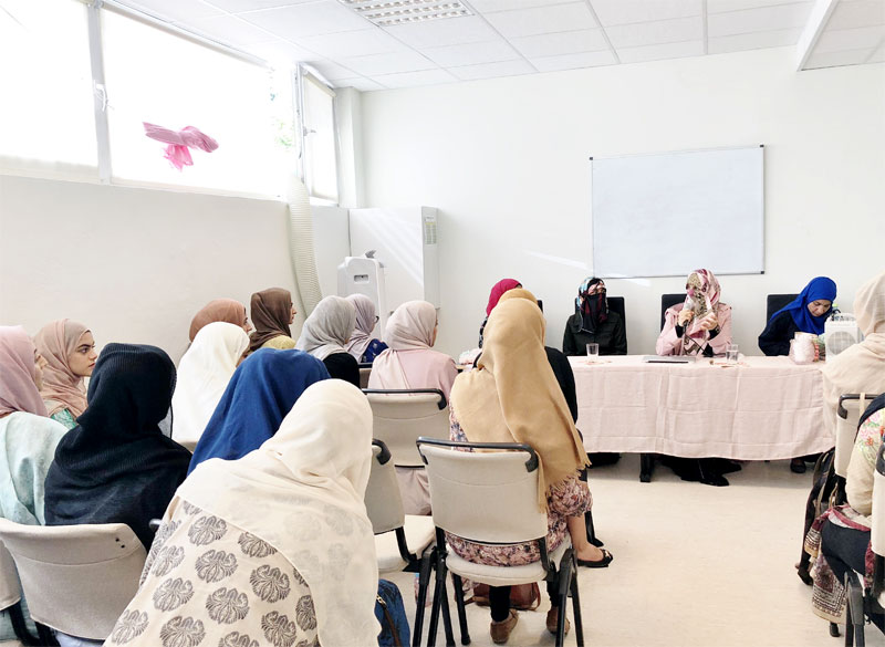 Dr Ghazala Hassan Qadri meets the Minhaj Sisters League Oslo (Norway)