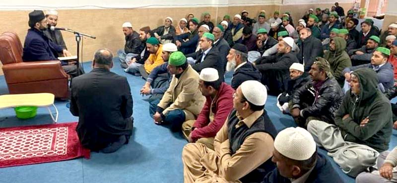 Dr Hassan Mohi-ud-Din Qadri delivers Friday sermon in Maella, Zaragoza