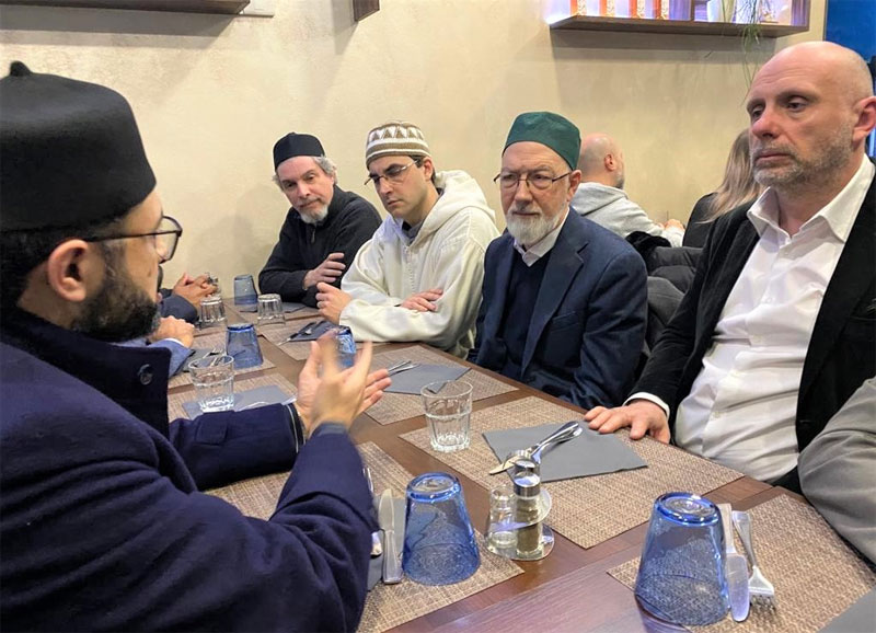 Dr Hassan Mohi-ud-Din Qadri meets representatives of an Italian Islamic organization