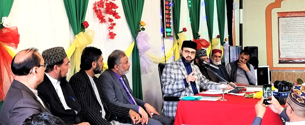 Dr Hassan Mohi-ud-Din Qadri addresses Rahmatun-lil-Alameen Conference in Carpi Italy