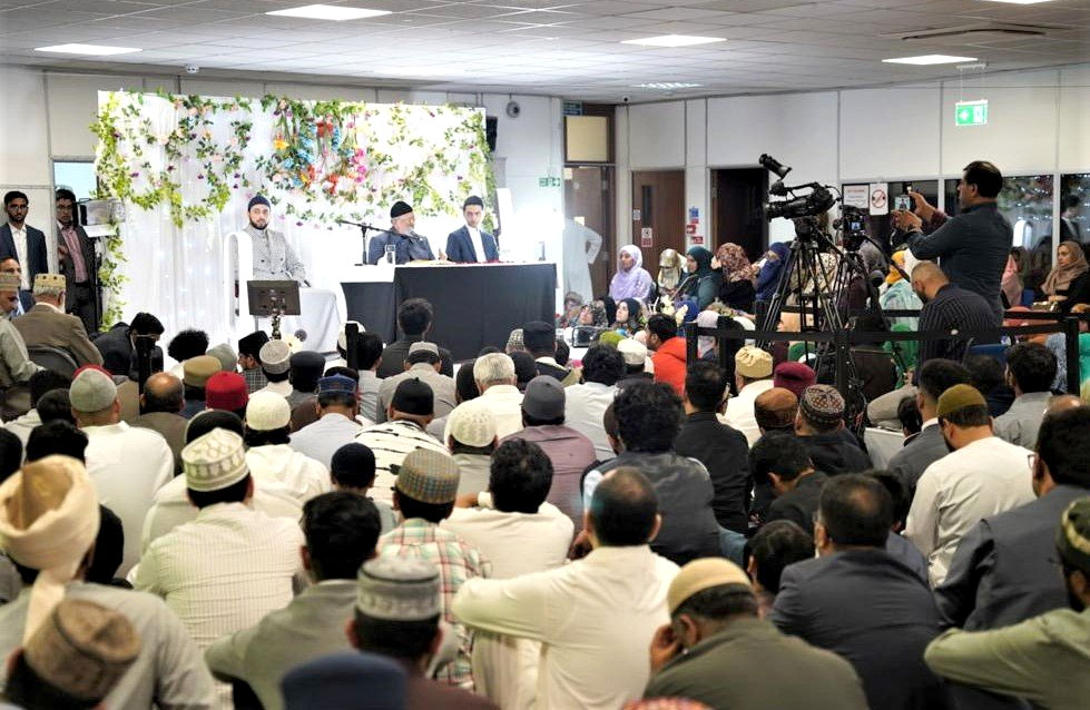 Shaykh-ul-Islam Dr Muhammad Tahir-ul-Qadri holds session with MQI UK South Zone