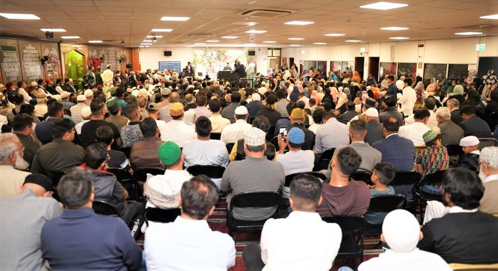 Shaykh-ul-Islam Dr Muhammad Tahir-ul-Qadri holds session with MQI UK South Zone