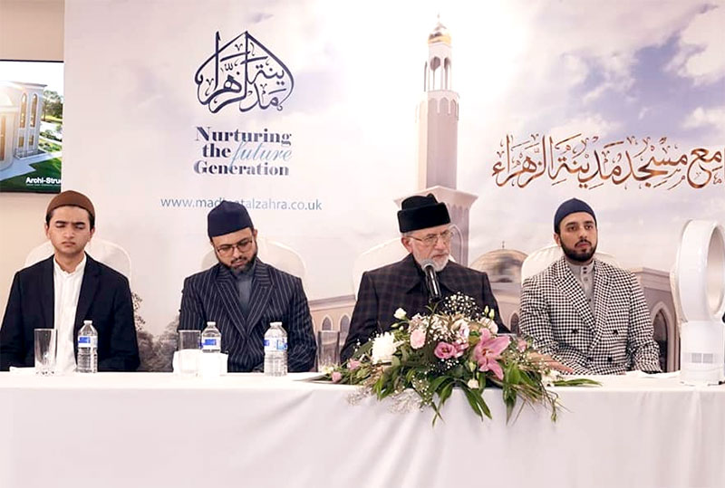 Dr Muhammad Tahir-ul-Qadri meets donors in Bradford