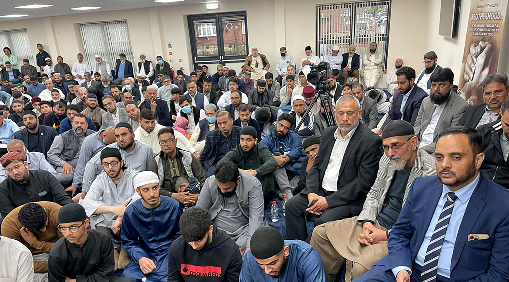 MQI Midlands Zone members call on Shaykh-ul-Islam Dr Muhammad Tahir-ul-Qadri