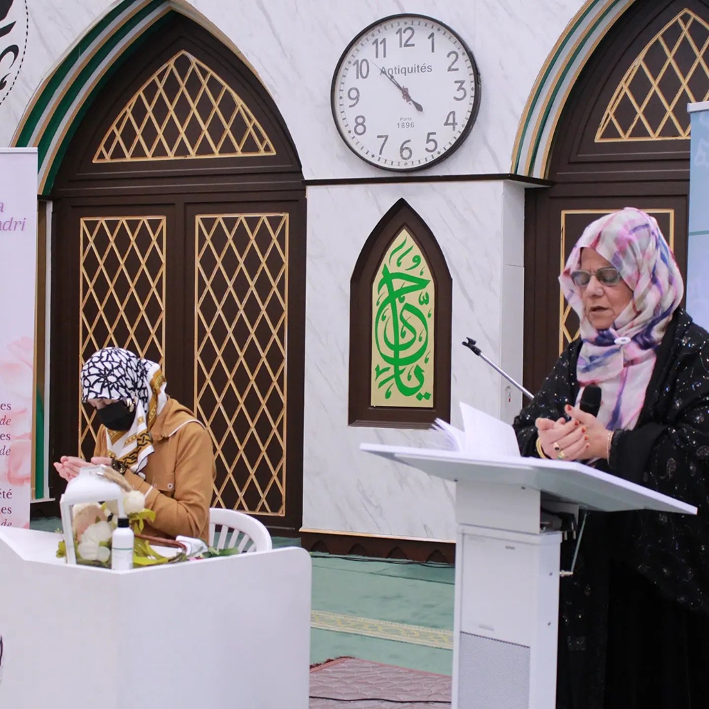 Dr. Ghazala Qadri delivered lecture on International Women's Day in Paris