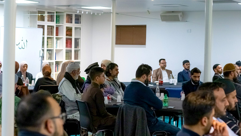 Dr. Hasan Mohiuddin Qadri's training session with workers at Valby