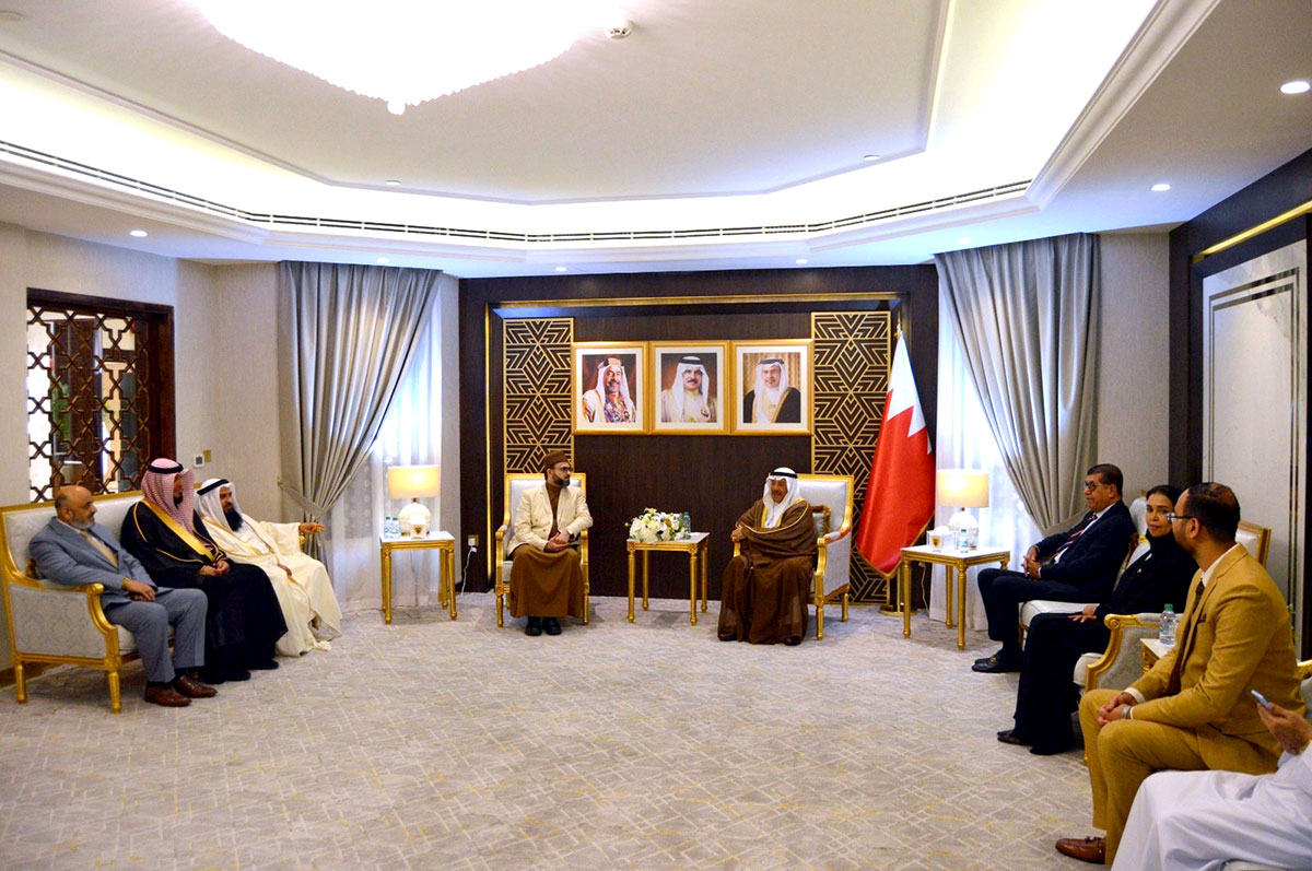 Dr Hassan Qadri Meets With Bahrain Shura Council Chairman to Discuss Minhaj-ul-Quran Achievements