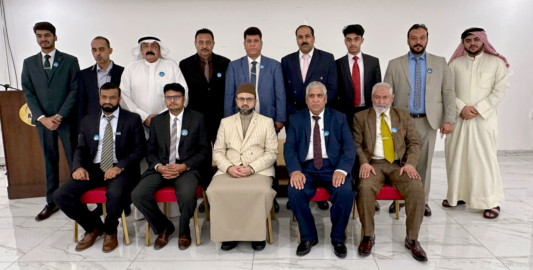 Dr Hassan Qadri addressing to foreign ambassadors on topic of constitution of Madinah in Kuwait