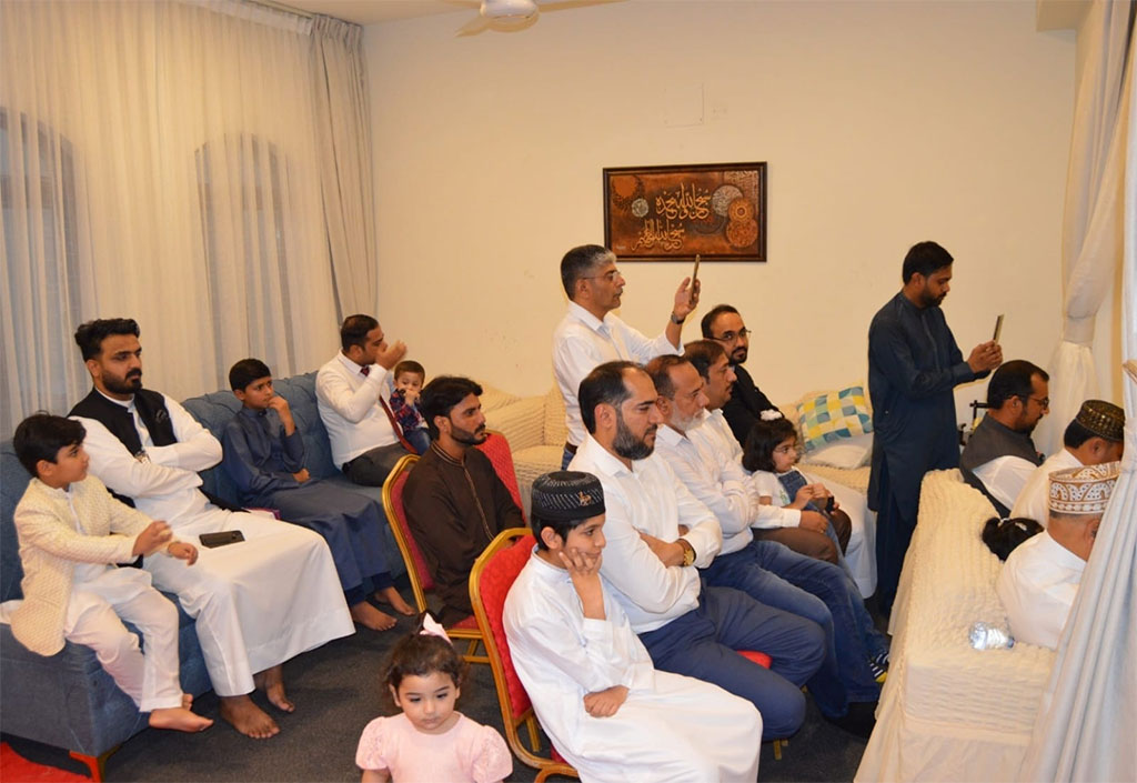Dr-Hassan Qadri meeting with worker of Minhaj ul Quran Bahrain