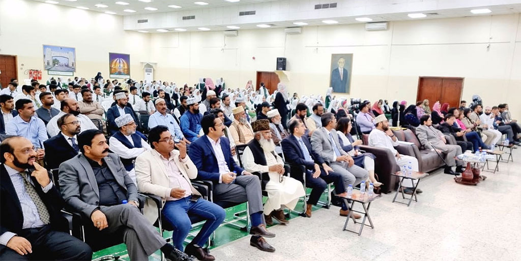 Dr Hussain Mohi-ud-Din Qadri deliveres lecture on importance of knowledge in Muscat