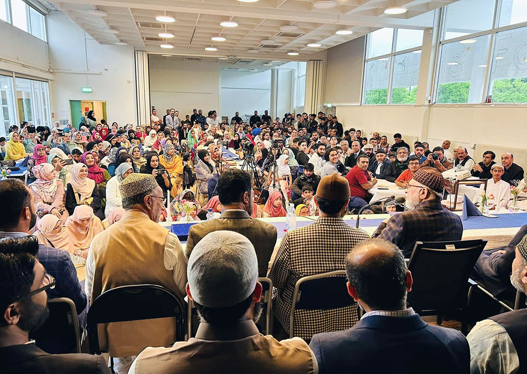 Dr Tahir ul Qadri addressing tarbiyati session in Malmo - 5