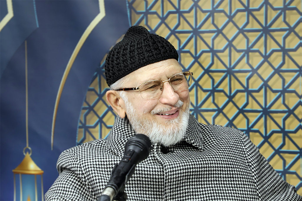 Dr Tahir-ul-Qadri addressing Laylatul Qadr program in Canada