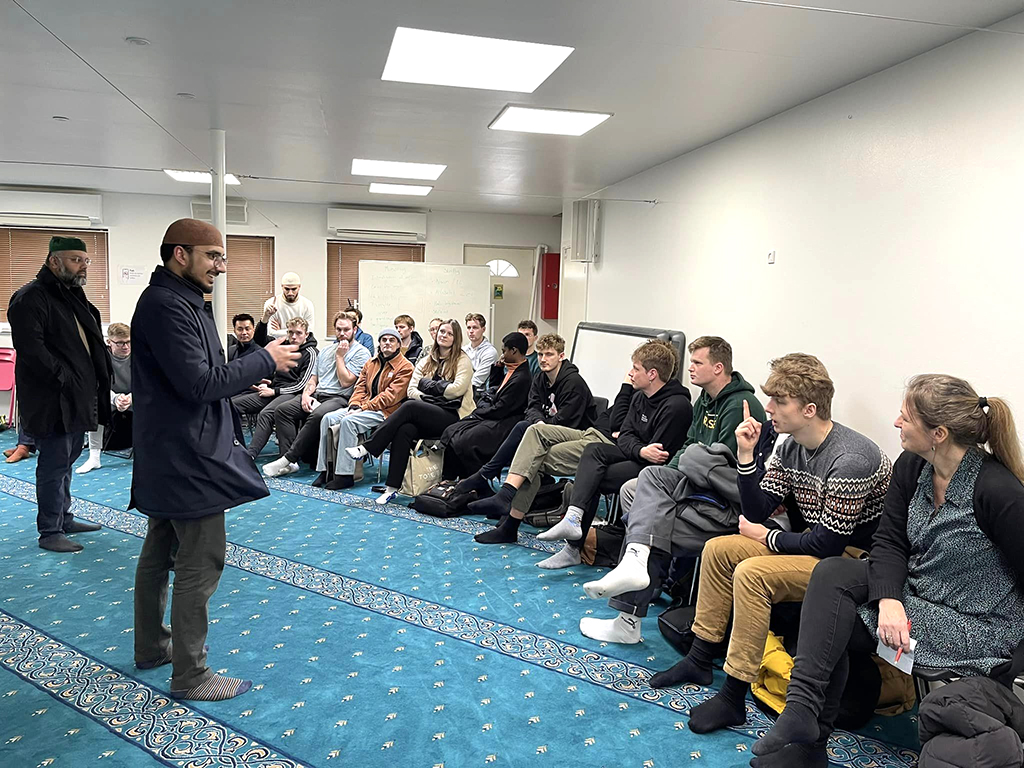 MQI Valby  visit for students of teacher training course