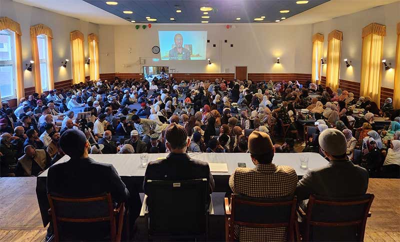 Dr Tahir ul Qadri addressing Tarbiyati Session in Malmo Sweden -2