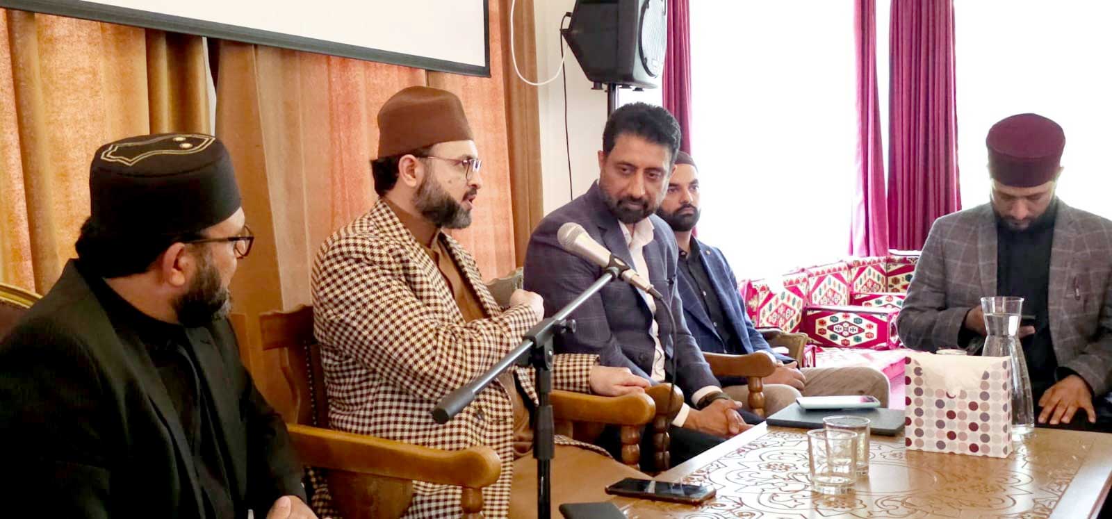 Scholars of Minhaj Europe met with Dr Hassan Qadri