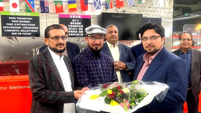 dr hussain qadri arrived in france