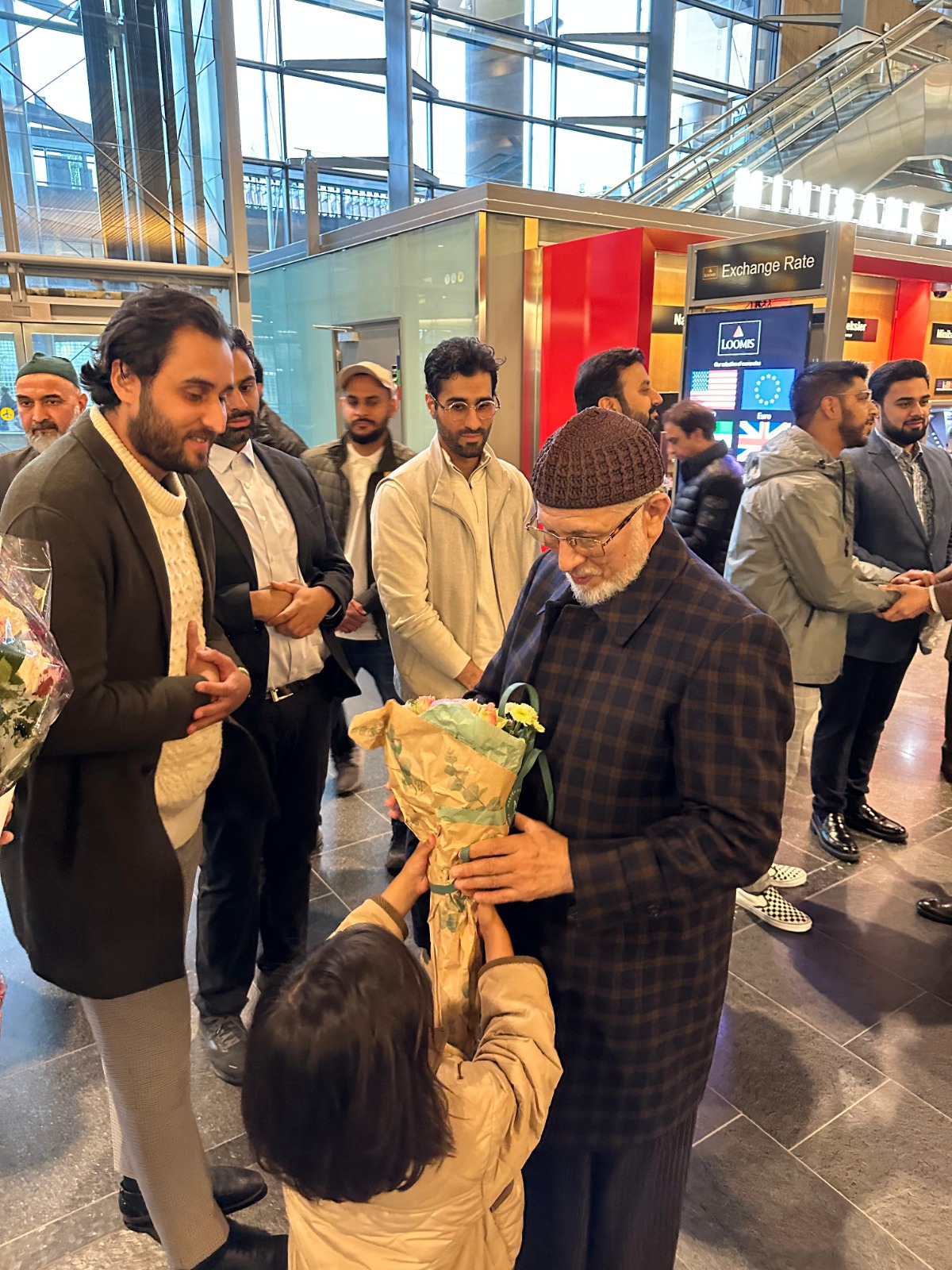 Dr Tahir ul Qadri reaches Oslo