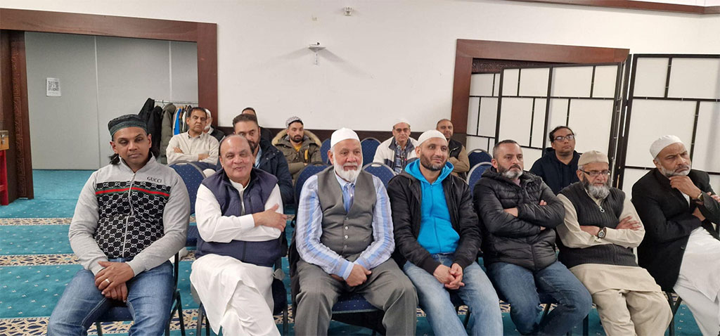Dua-for-Huzoor-Fareed e Millat