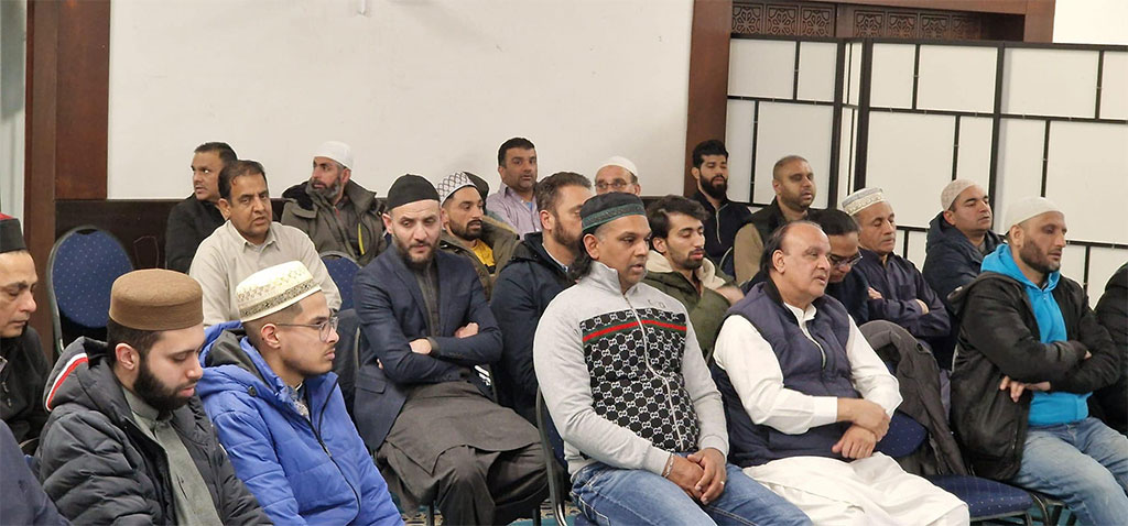 Dua-for-Huzoor-Fareed e Millat