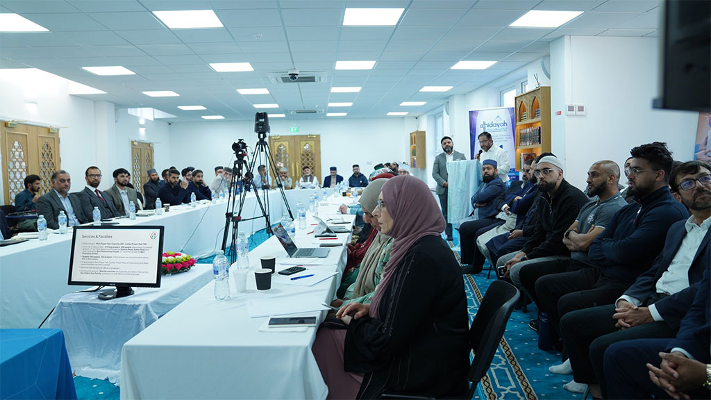 Exclusive MQI UK Executive Council Meeting with His Eminence Shaykh-ul-Islam