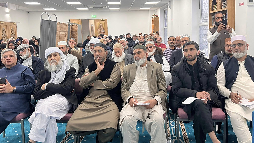 Hafiz Saeed Raza Baghdadi addresses Diploma in Quran Studies Manchester