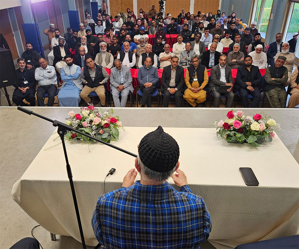 Shaykh-ul-Islam delivers nasiha to MQI members in Dundee on Faith, Childhood Development and Community Protection