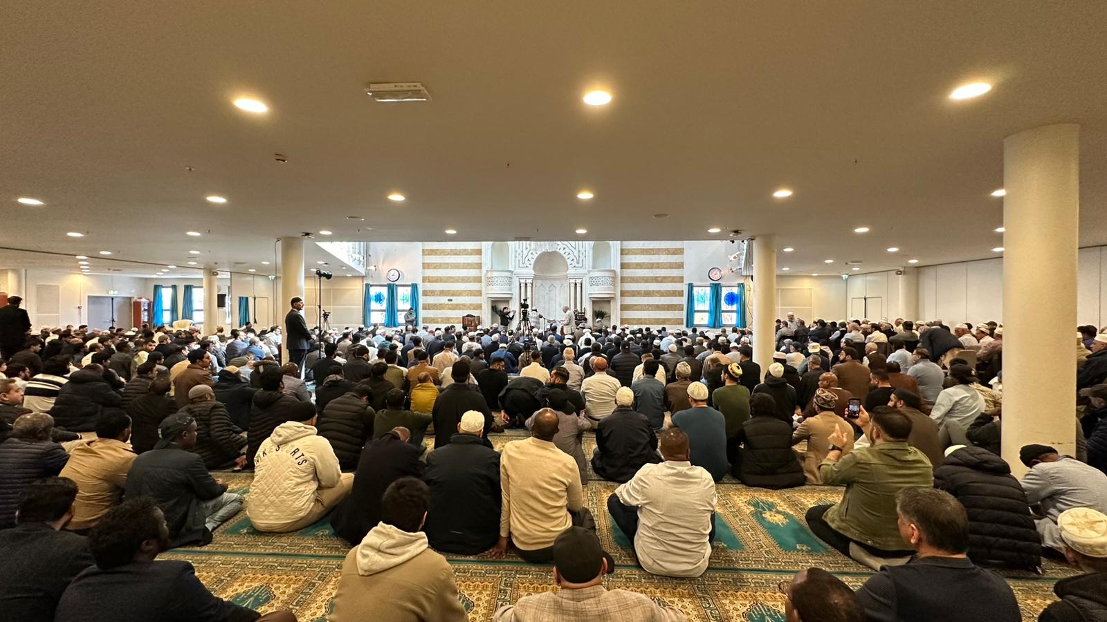 Dr Tahir ul Qadri Addresses Gathering After Friday Prayer in Oslo image6