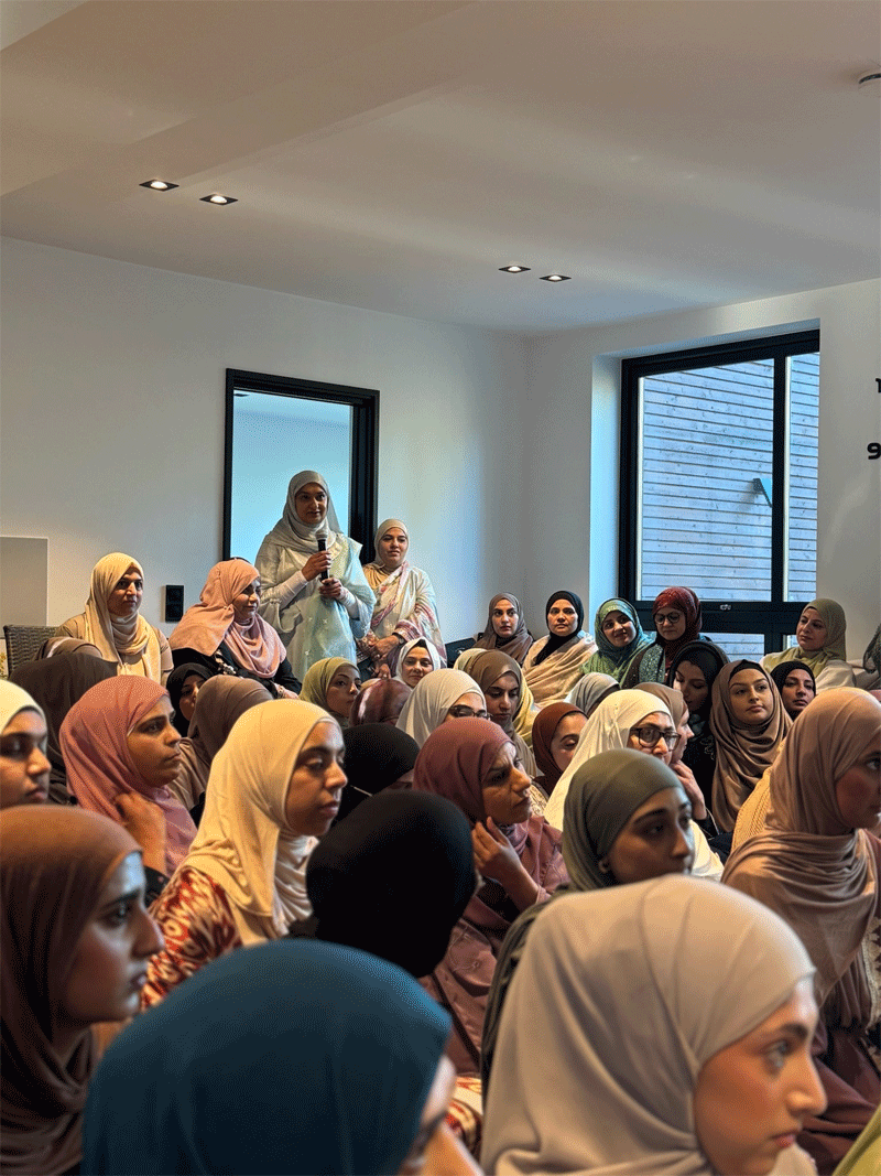 Dr Tahir ul Qadri Addresses Women Forum Norway