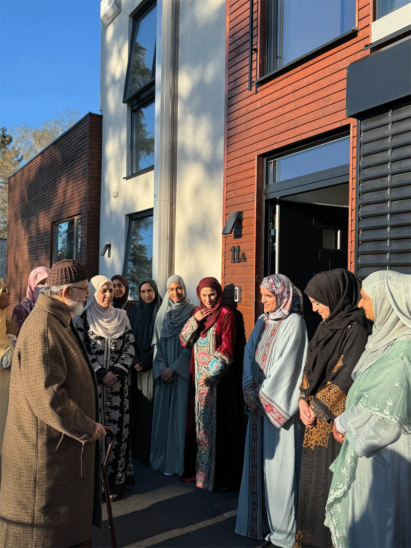Dr Tahir ul Qadri Addresses Women Forum Norway