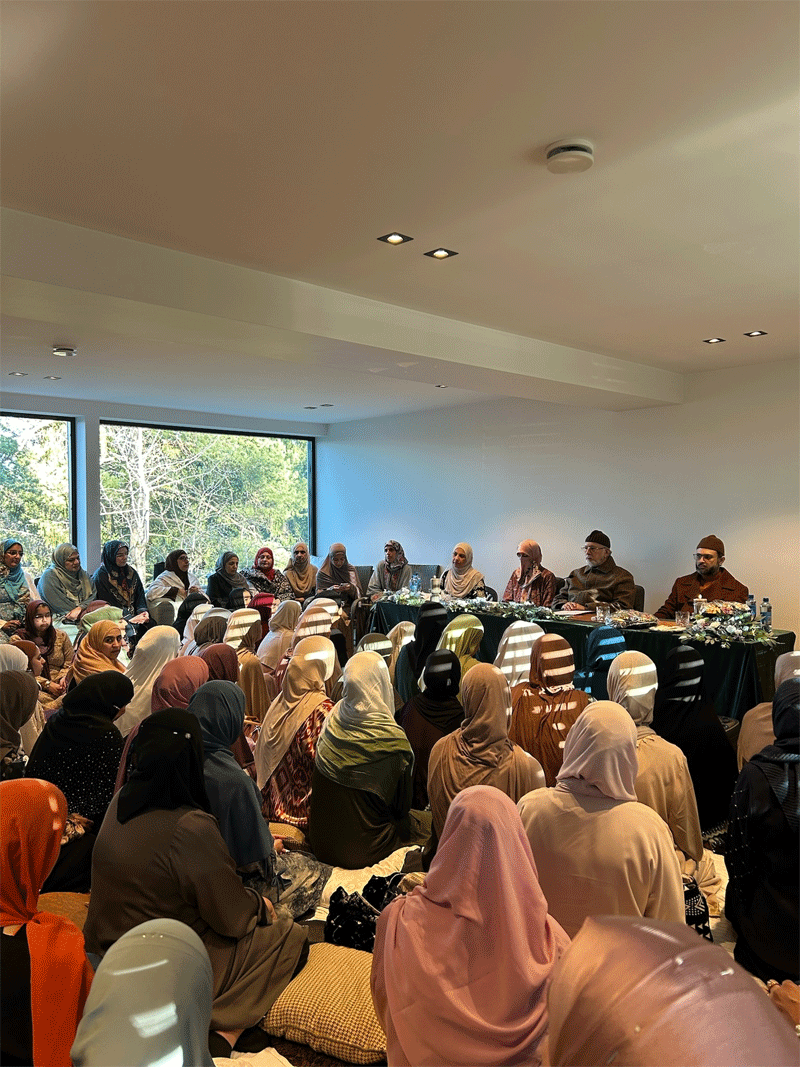 Dr Tahir ul Qadri Addresses Women Forum Norway