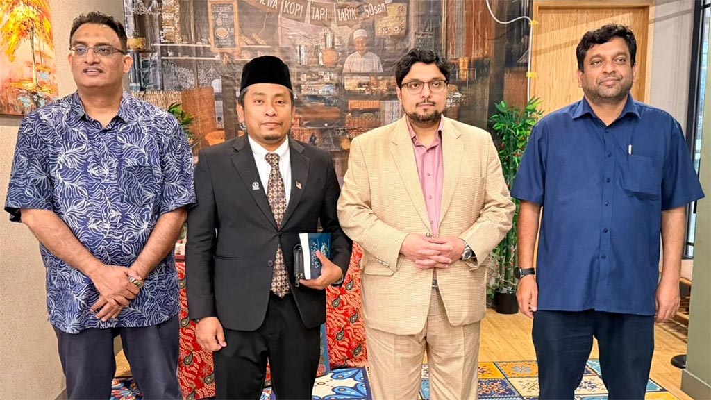 Prof. Dr. Hussain Mohi-ud-Din Qadri in high-level engagement with The Future Research Malaysia on Islamic finance