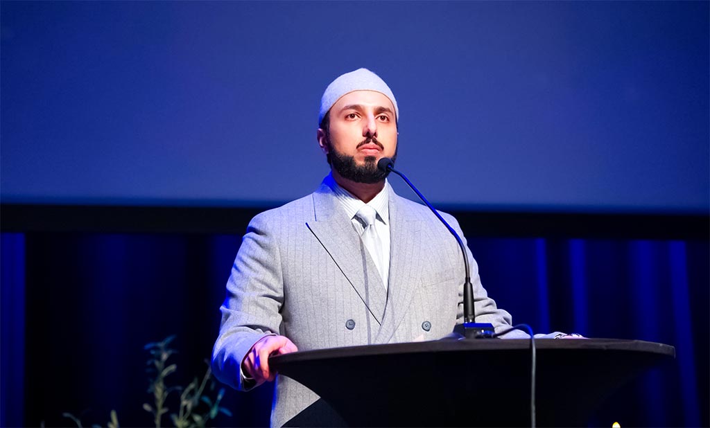Shaykh Hammad Mustafa al-Madani al-Qadri delivering keynote address at Mawlid Conference 2026 in Oslo