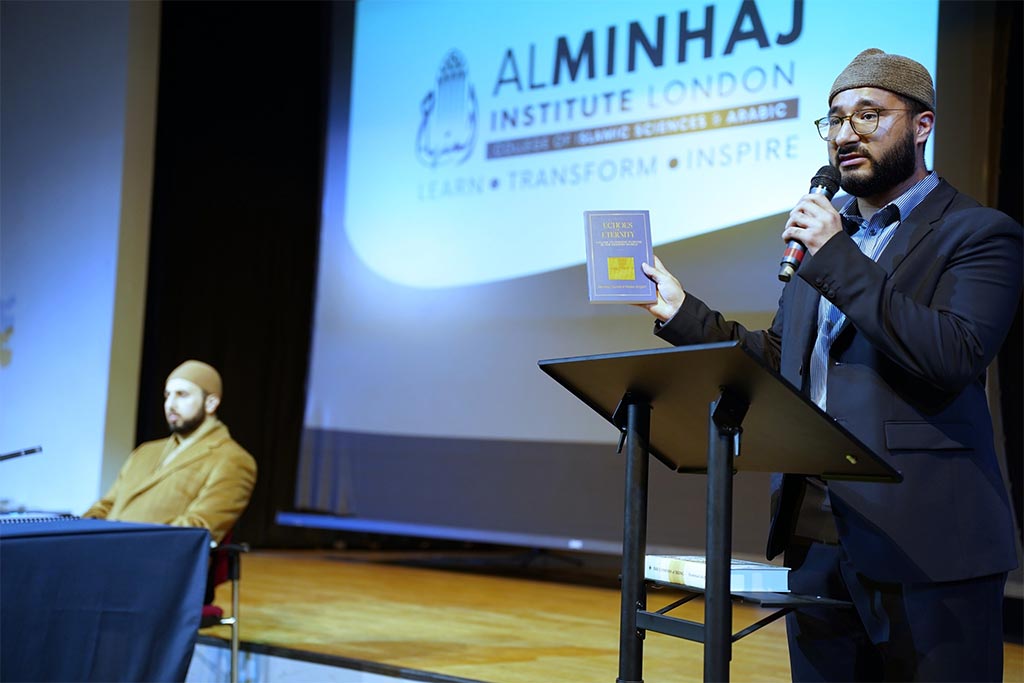 Shaykh Hammad Mustafa al-Madani al-Qadri delivering address titled Illuminating Hearts Through the Sirah of the Beloved at conference in London UK