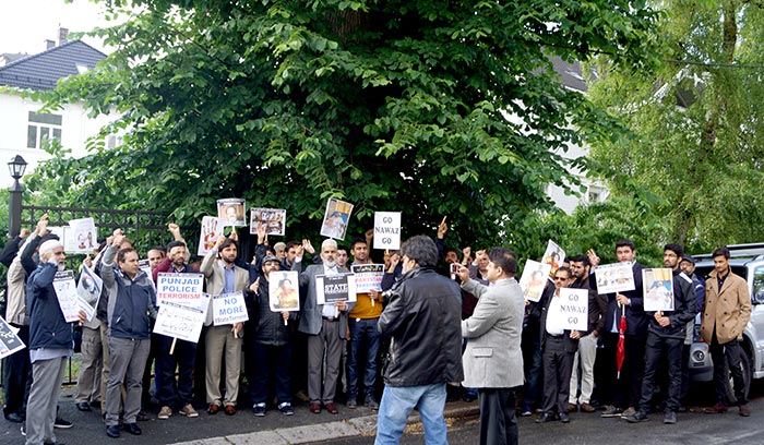 Protest Against Govt and Fake JIT by PAT Norway