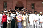 The central leaders of PAT visits mausoleum of Allama Muhammad Iqbal