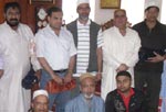 خواجہ محمد نسیم کی عمرہ سے واپسی پر تحائف کی تقسیم