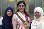 Bradford Lord Mayor Naveeda Ikram visits MYL sisters stall; appreciates Shaykh-ul-Islam’s work