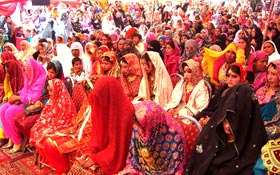 MQI (Daultala) holds collective marriages