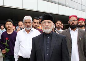شیخ الاسلام ڈاکٹر محمد طاہرالقادری یورپین امن کانفرنس میں شرکت کیلئے ڈنمارک پہنچ گئے
