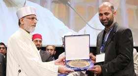 عقیل قادر کو بہترین کارکردگی کا مظاہرہ کرنے پر تمغہ امتیاز سے نوازا گیا