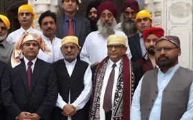 ڈائریکٹر انٹرفیتھ ریلیشنز منہاج القرآن کی بھارتی وزیر خارجہ ایس ایم کرشنا سے ملاقات