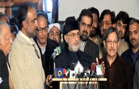 Dr Tahir-ul-Qadri and Govt. Delegation Press Conference – 16th Feb 2013