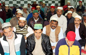 یونان: ناصر اکبر کے جواں سالہ بیٹے کے ایصال ثواب کیلئے محفل کا انعقاد