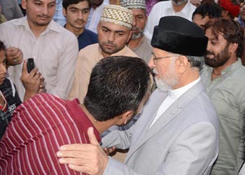 Dr Tahir-ul-Qadri hosts Iftar dinner in honor of families of martyrs