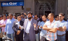 سپین: پاکستانی کمیونٹی کا سانحہ لاہور کیخلاف قونصلیٹ جنرل کے سامنے احتجاجی مظاہرہ