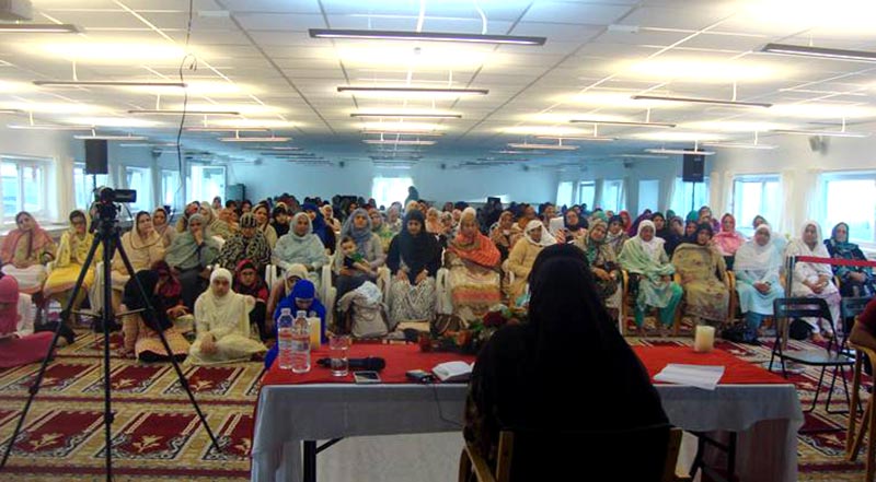 ڈنمارک: منہاج ویمن لیگ کا سالانہ میلاد فیسٹیول