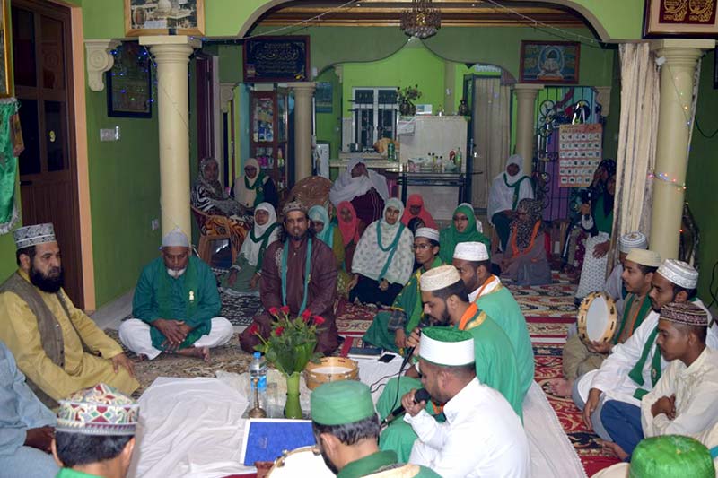 موریشس: سیدنا غوث الاعظم کی عرس تقریب میں علامہ طاہر رفیق کا خطاب