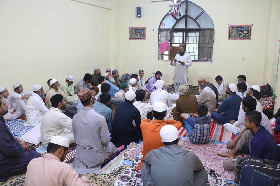 شہرِ اعتکاف میں معتکفین کے لیے تربیتی حلقہ جات کا قیام شہرِ اعتکاف میں معتکفین کے لیے تربیتی حلقہ جات کا قیام