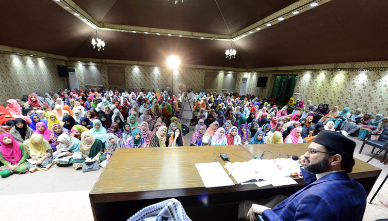 Itikaf City 2019: Dr Hassan Mohi-ud-Din Qadri addresses training session of MSM Sisters