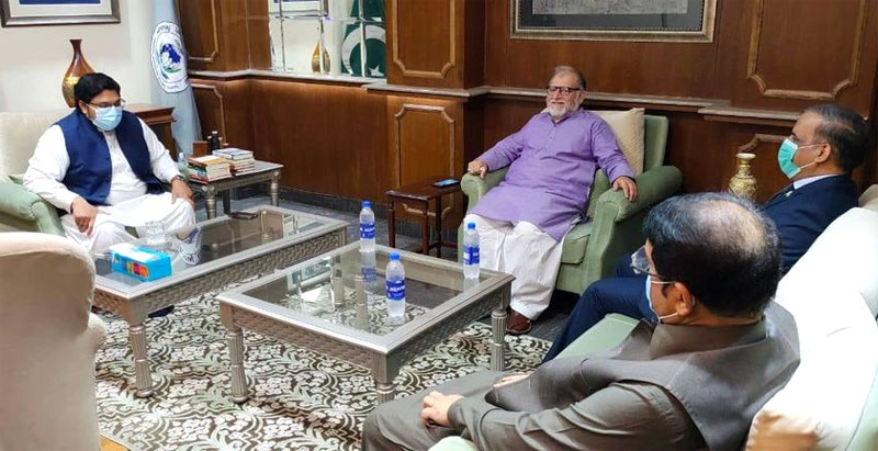 Oriya Maqbool Jan visits Minhaj University Lahore